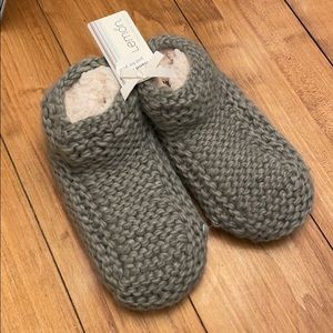 NWT Slippers